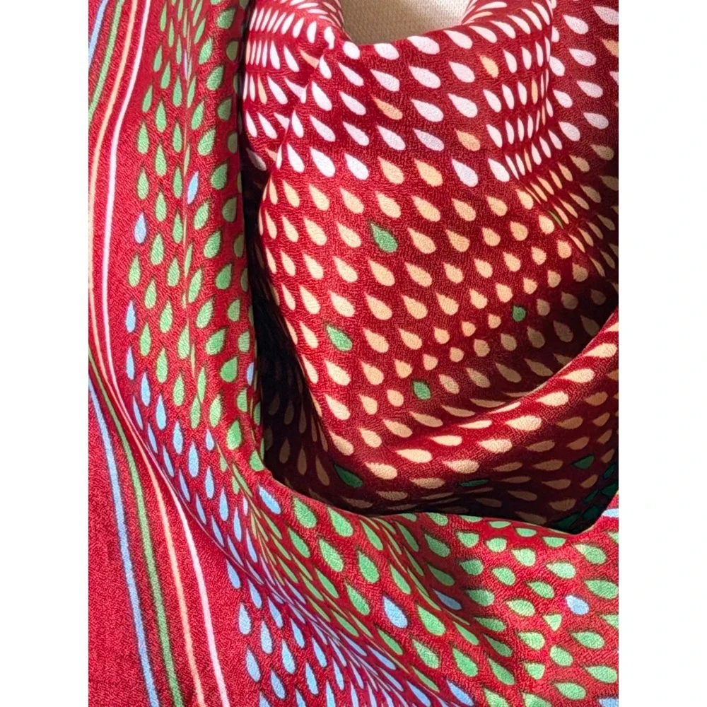 Durazon Square Scarf Sz 28
